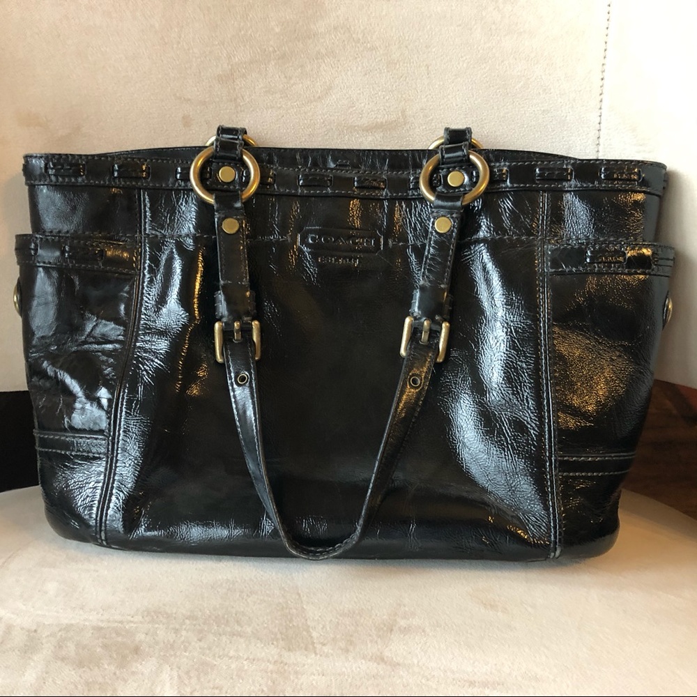 Coach black leather tote / handbag